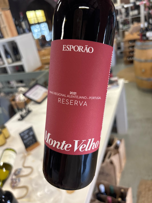 BIO Esporão Monte Velho reserva red - Aragonez, Syrah, Touriga Nacional en Trincadeira - Alentejo