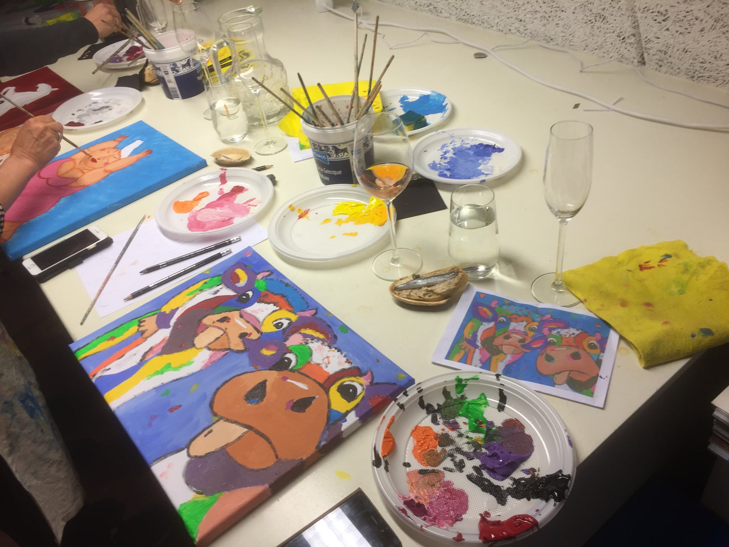 2 december Kunst & Wijn Workshop schilderen op linnen met acrylverf o.l.v. Marianne Rebel