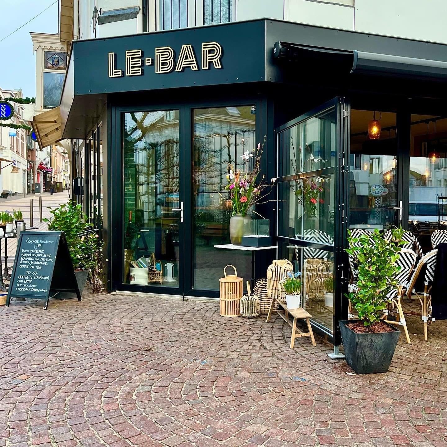 Italiaans wijnmakers diner bij LE BAR met de wijnen van Fralluca (Toscane) 4 en 5 november 2023