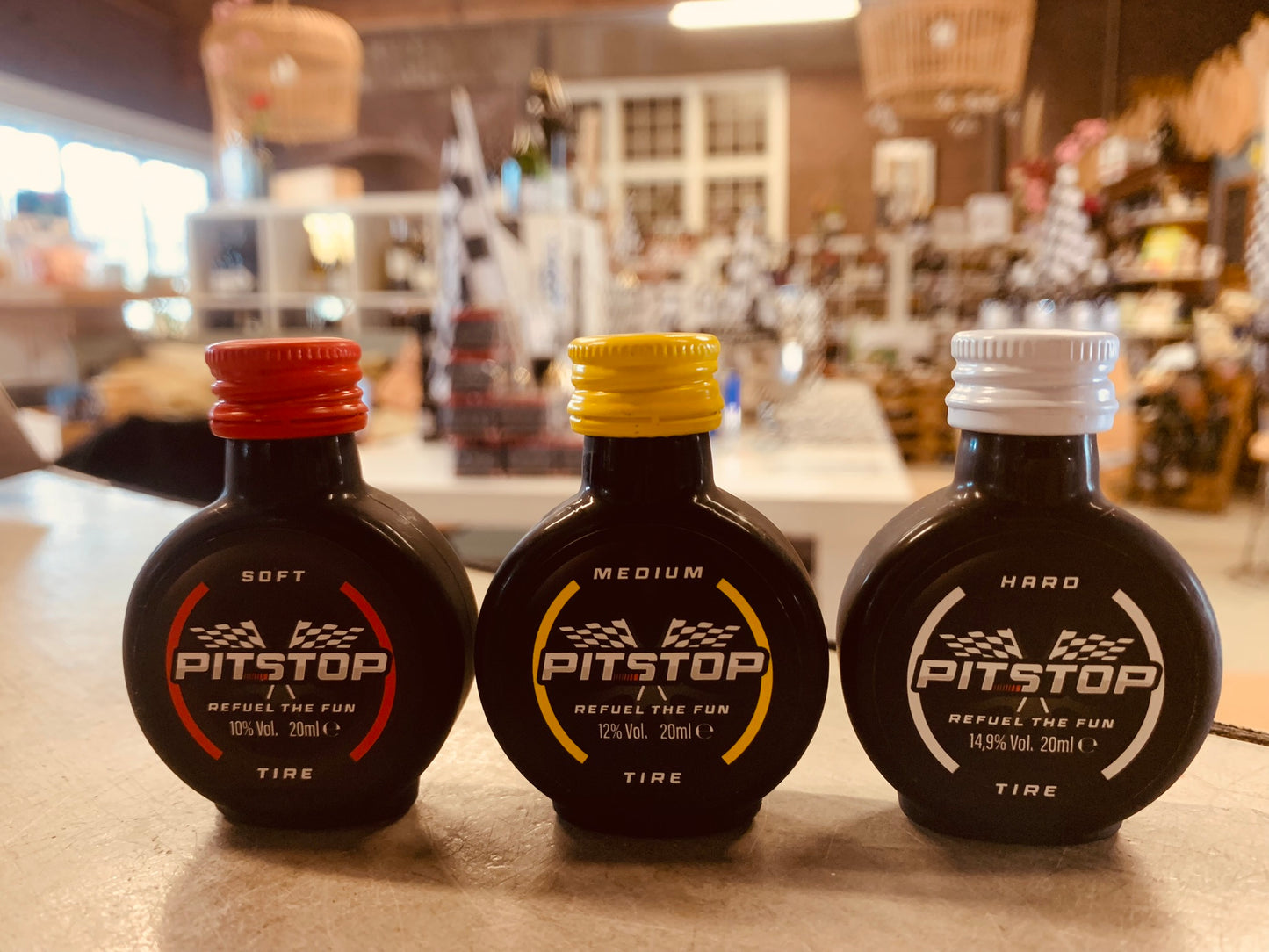 Pitstop Shotjes set van 12 (4x soft, 4 x medium en 4 x hard)