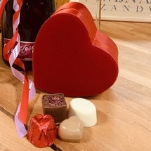 Valentijnshart gevuld met Leonidas bonbons