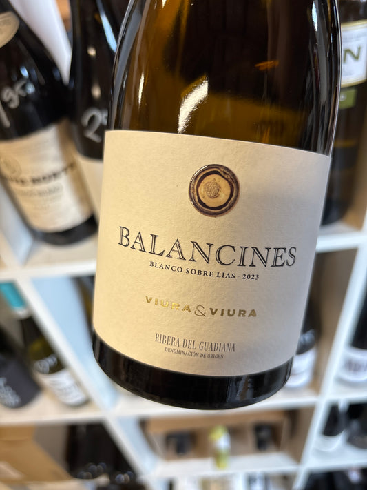 Los Balancines Blanco sobre lias - Viura & Viura - Ribero del Guadiana