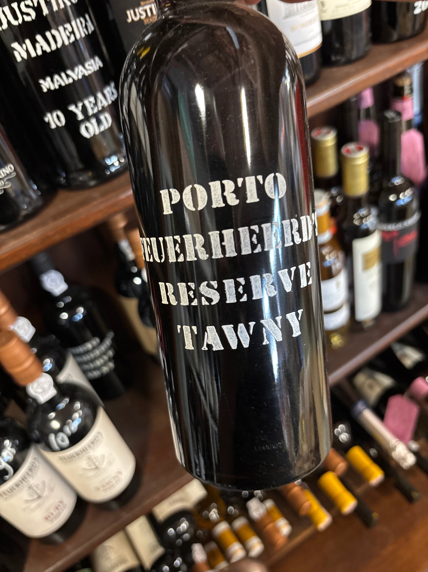 Feuerheerds Tawny reserva Port -  Touriga Nacional/Touriga Franca/Tinta Roriz/Tinta Barroca/Tinto Cão - Douro