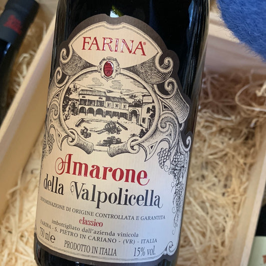 Farina - Corvina/Corvinone/Rondinella/Molinara/Oseleta/Turchetta - Amarone della Valpolicella Classico